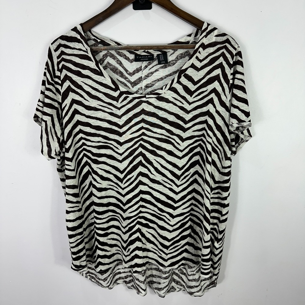 Tahari Linen Top Womens 1X White Brown Zebra Print V-Neck Short Sleeve Blouse‎